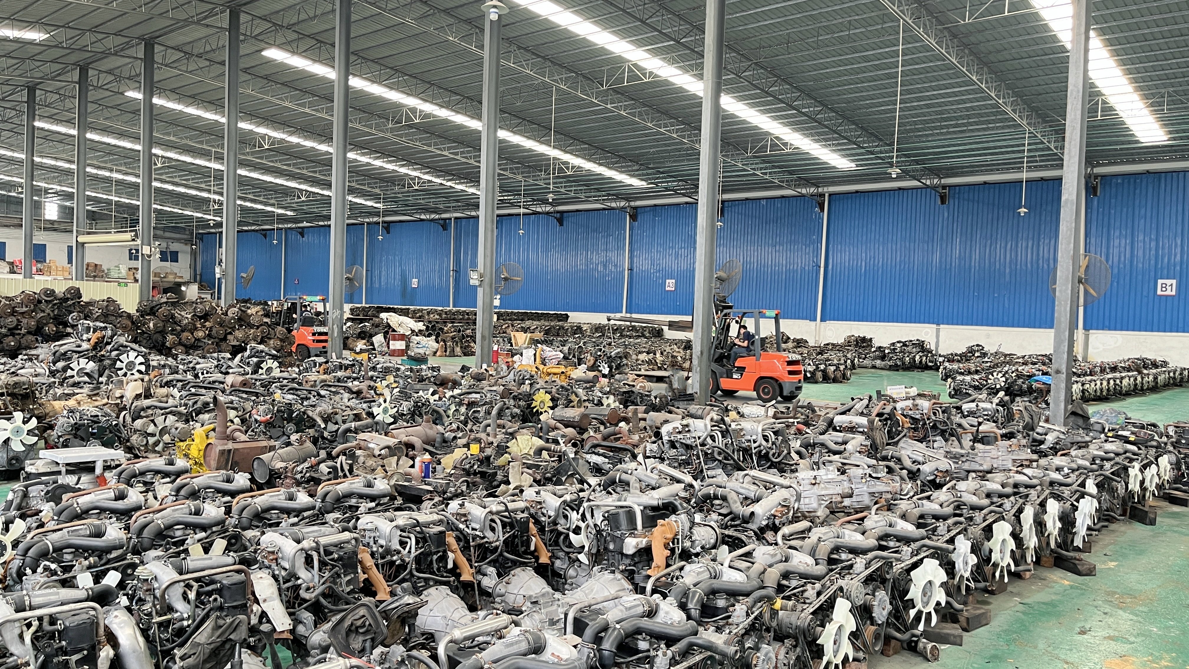 For Toyota Pickup 4 Cylinder Second-hand diesel Engine 2CT Used Diesel Engine supplier