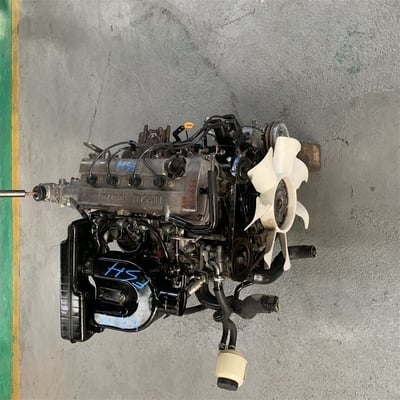 120-121KW Nissan Paladon KA24 Gas Petrol Engine Ginagamit Para Sa Pickup