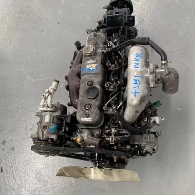 4JB1-NKR တီးယာဉ် ဂျပန် ဒီဇယင်း မော်တာ ကြွရစ် 163hp Isuzu Motor