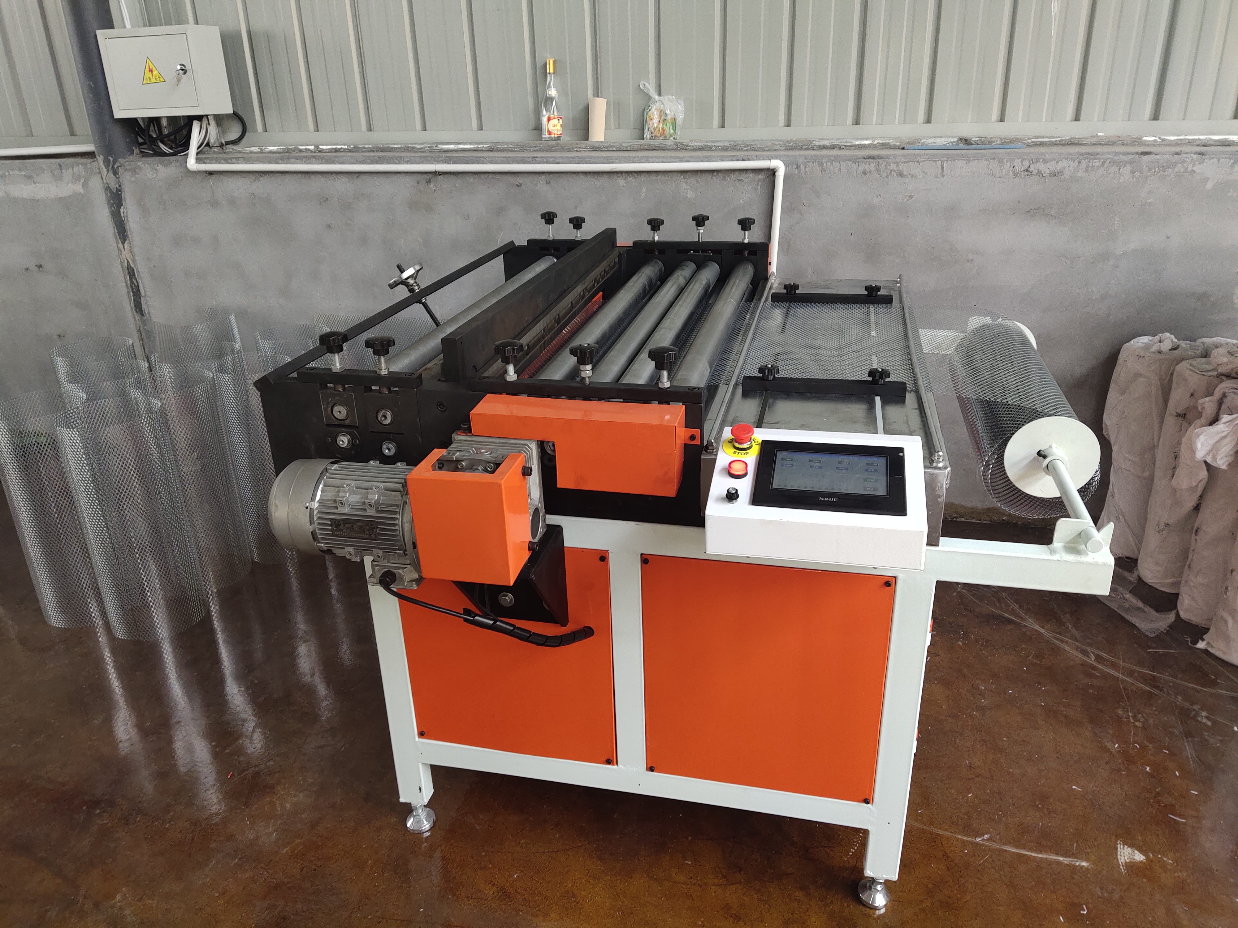 Offline coiling machine