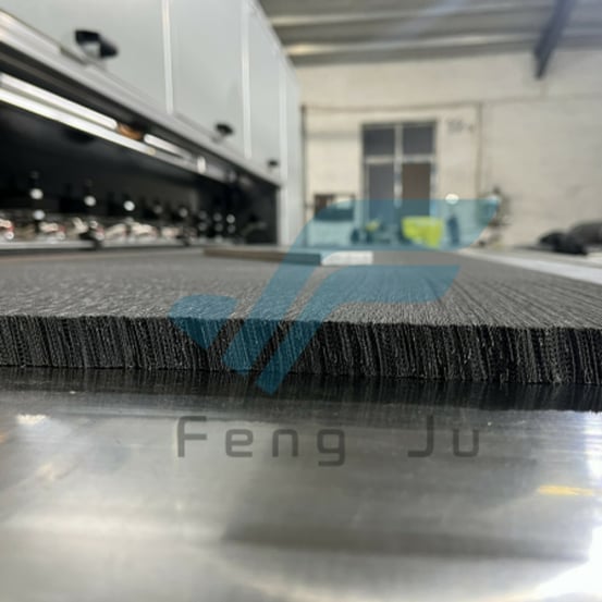 Màn chắn côn trùng xếp nếp
