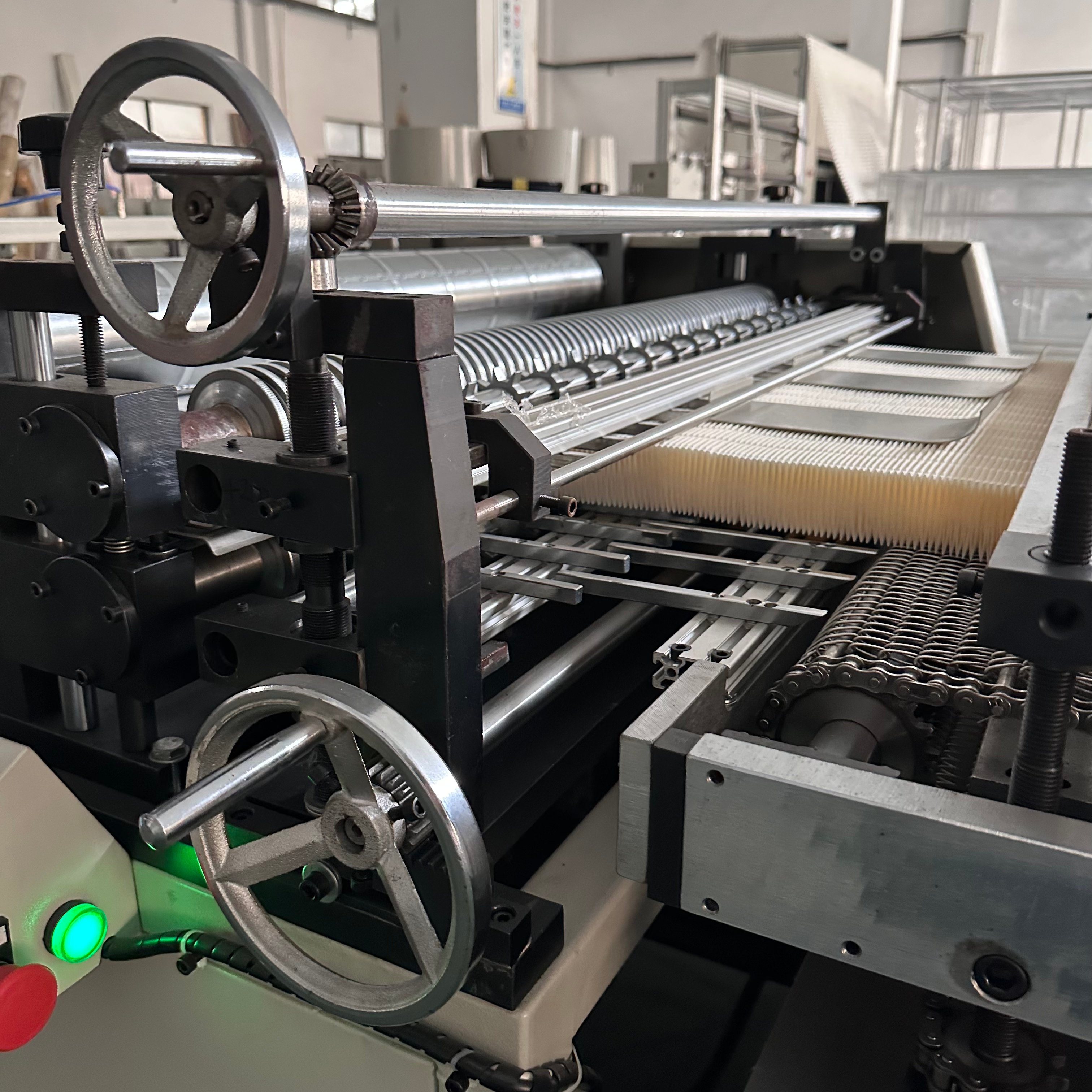 Welche häufigen Probleme treten in Ölfilter-Produktionslinien auf?