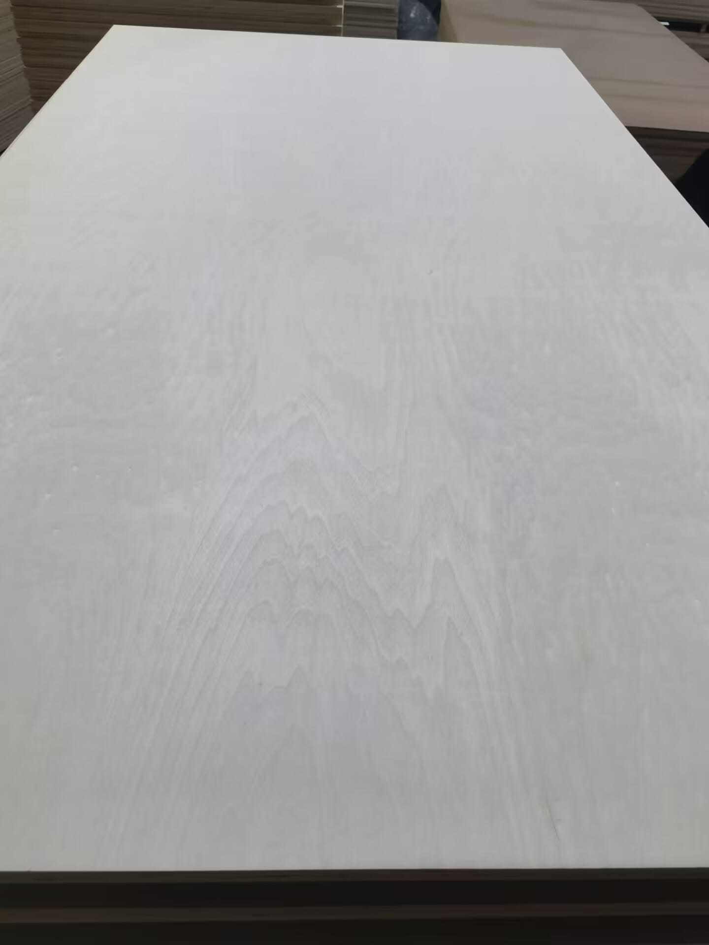 Bleached poplar face plywood4.jpg