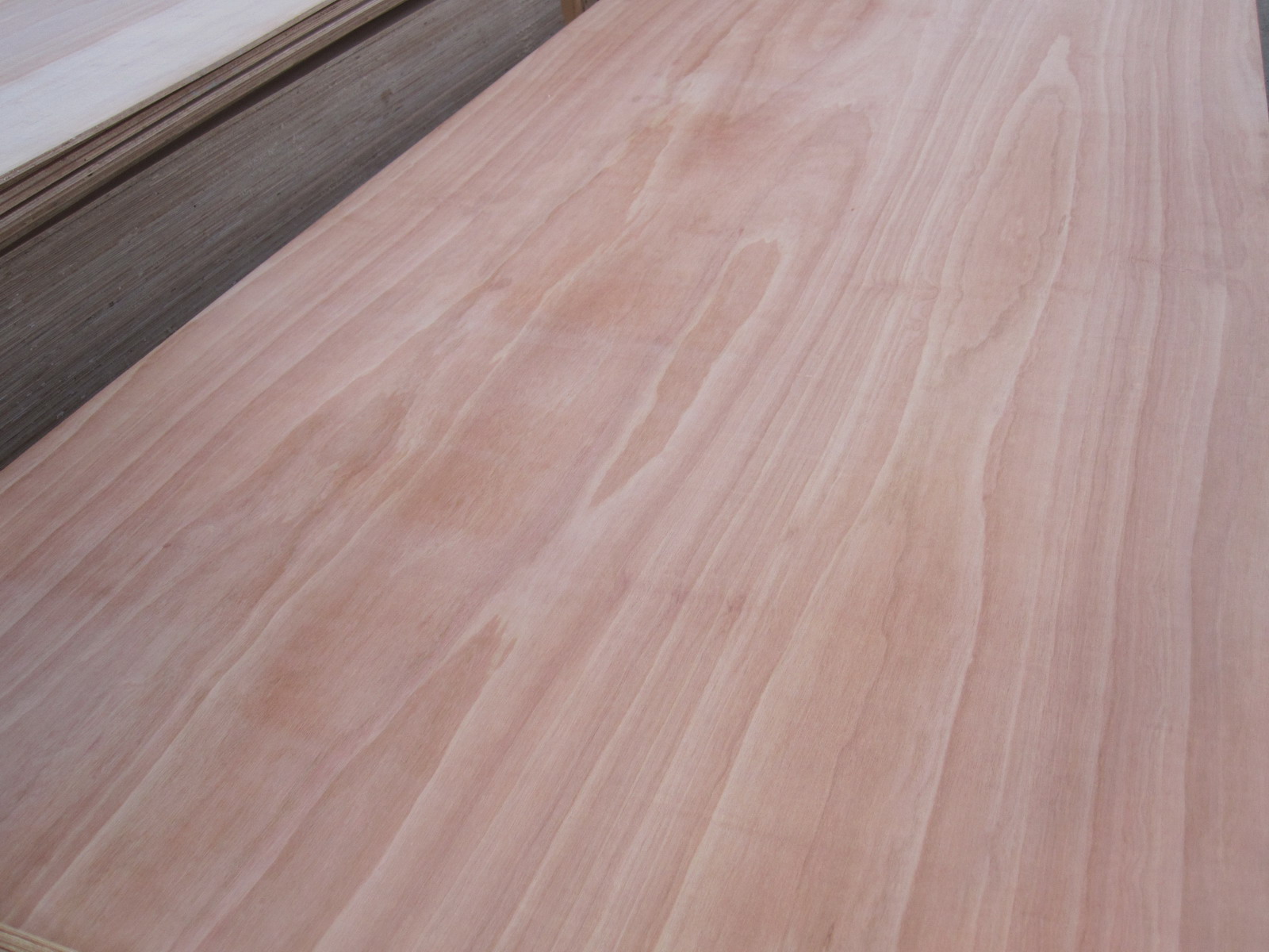 pencil cedar face plywood2.jpg
