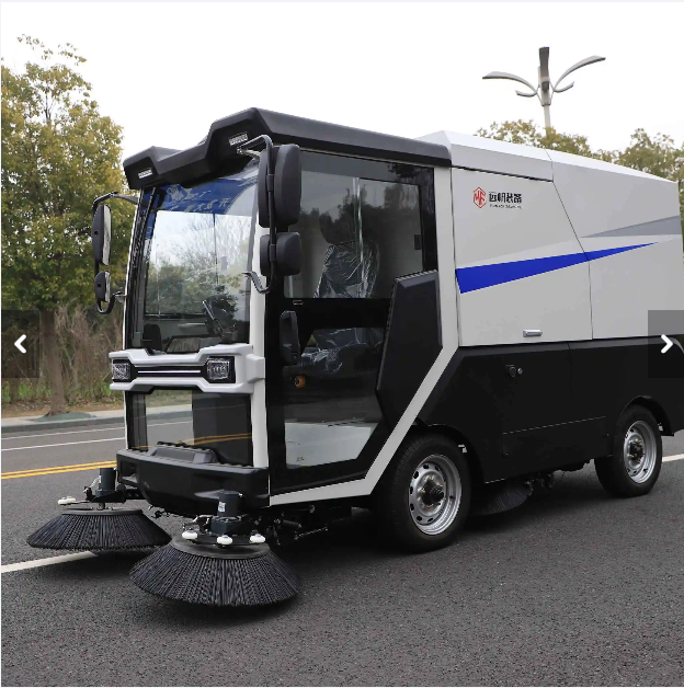 ハイブリッドと電気式の掃除車は、伝統的な燃料駆動のモデルと比較するとどうなりますか？