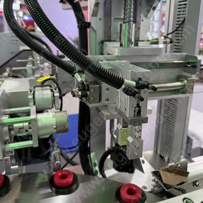 Full automatic lip gloss filling,capping,weighing,labeling & cartoning machine17.jpg