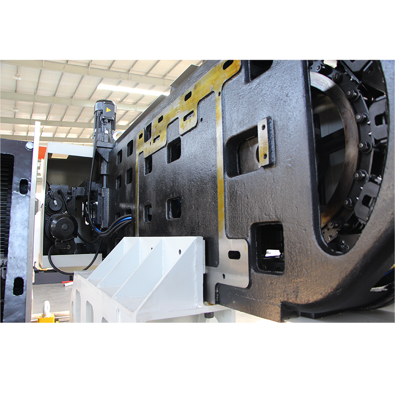 High-Precision Gantry Milling Machine for Large-Scale Metalworking