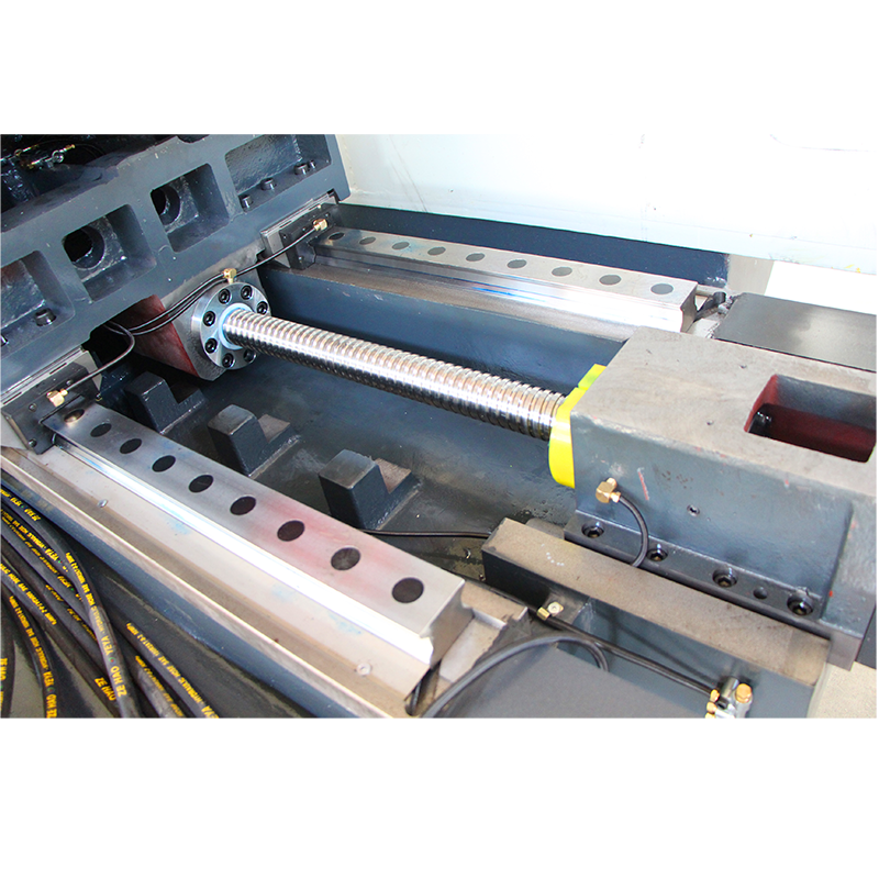 High-Precision Gantry Milling Machine for Large-Scale Metalworking
