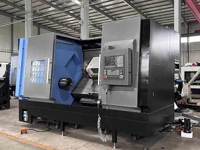 Tornio CNC a bancale inclinato vs torni a bancale orizzontale nella produzione