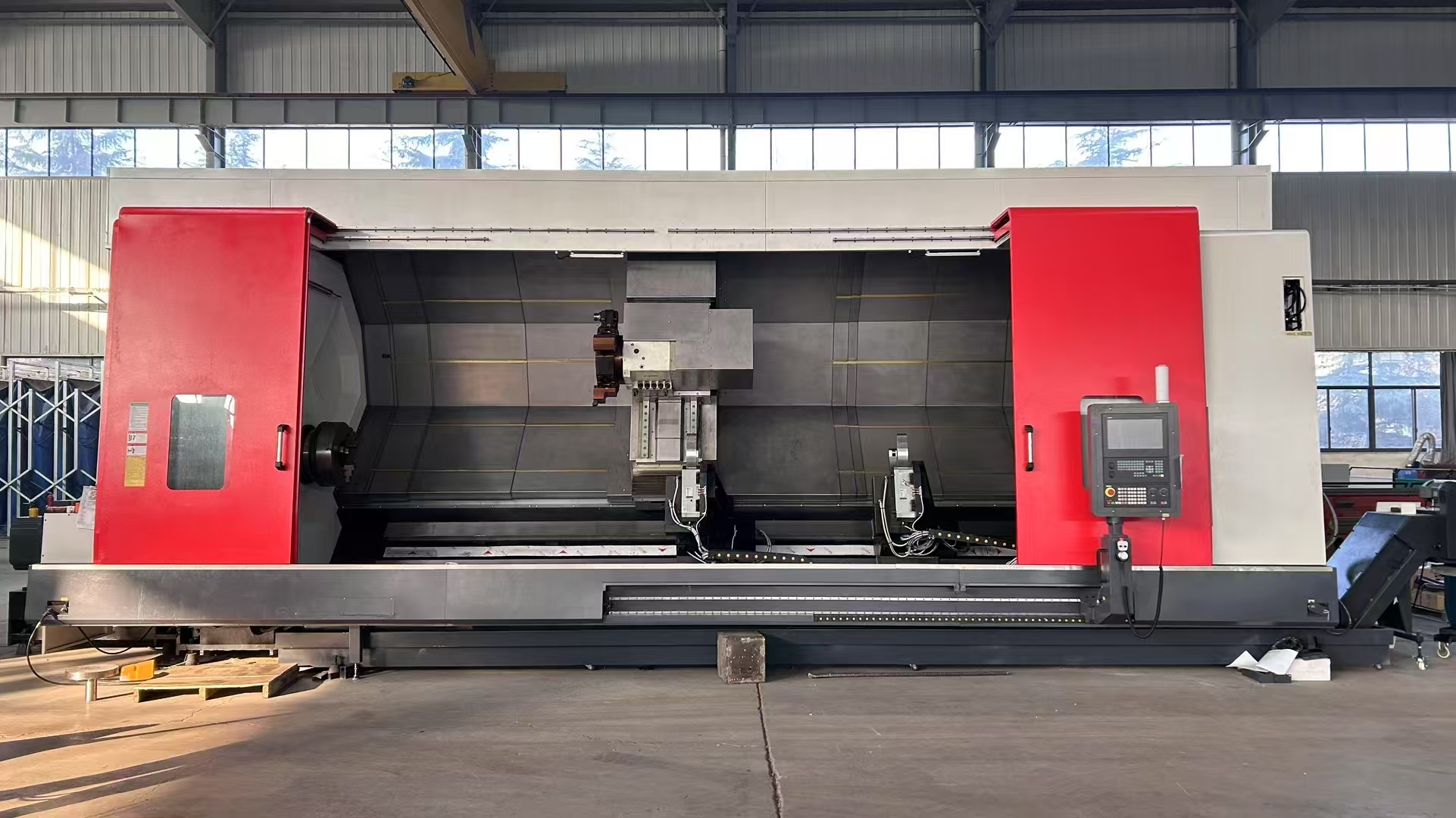 Macchine Torni CNC per Lavorazioni di Precisione