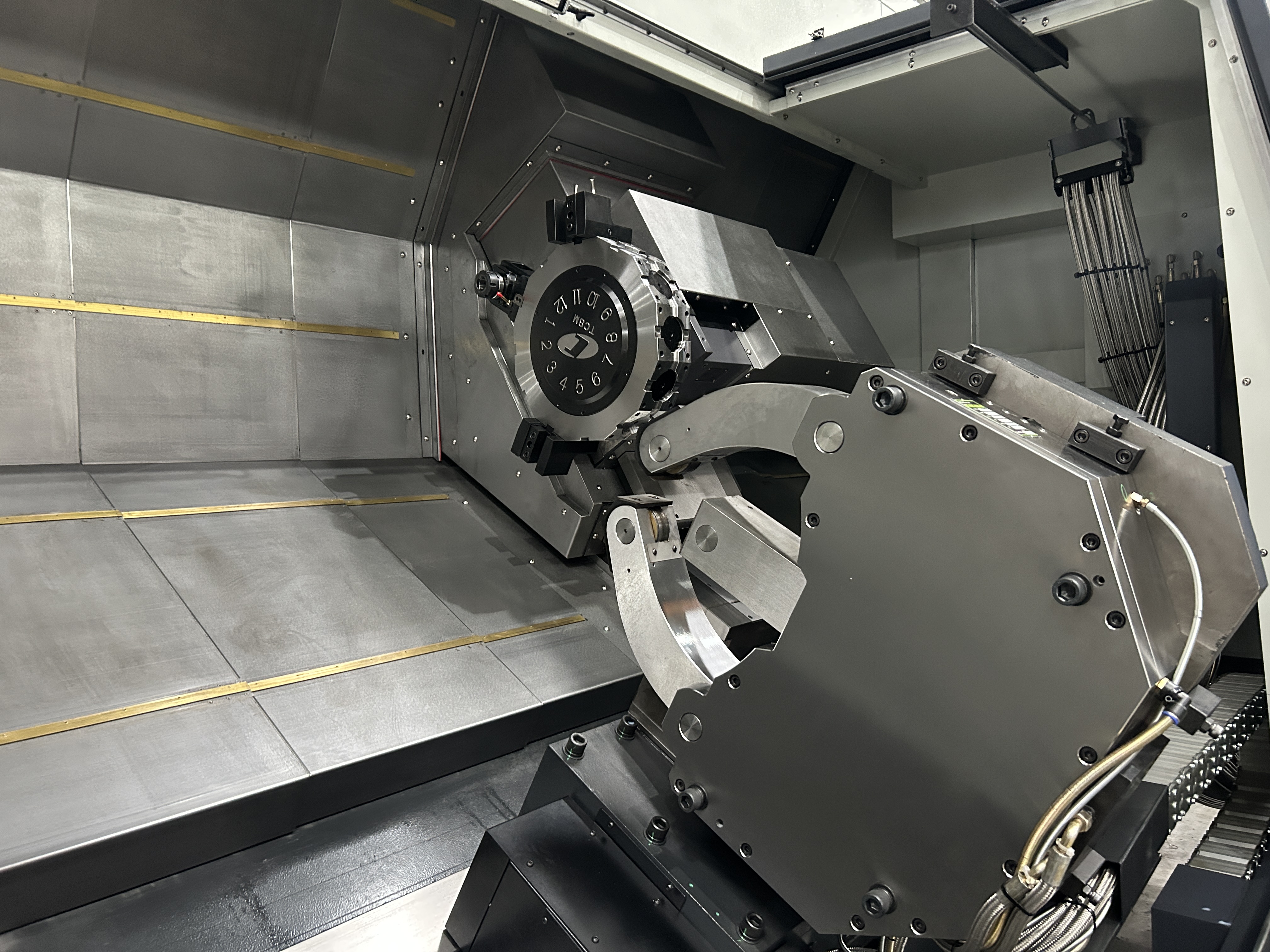 DONGS CNC สร้างระบบนิเวศเครื่องมือกลที่