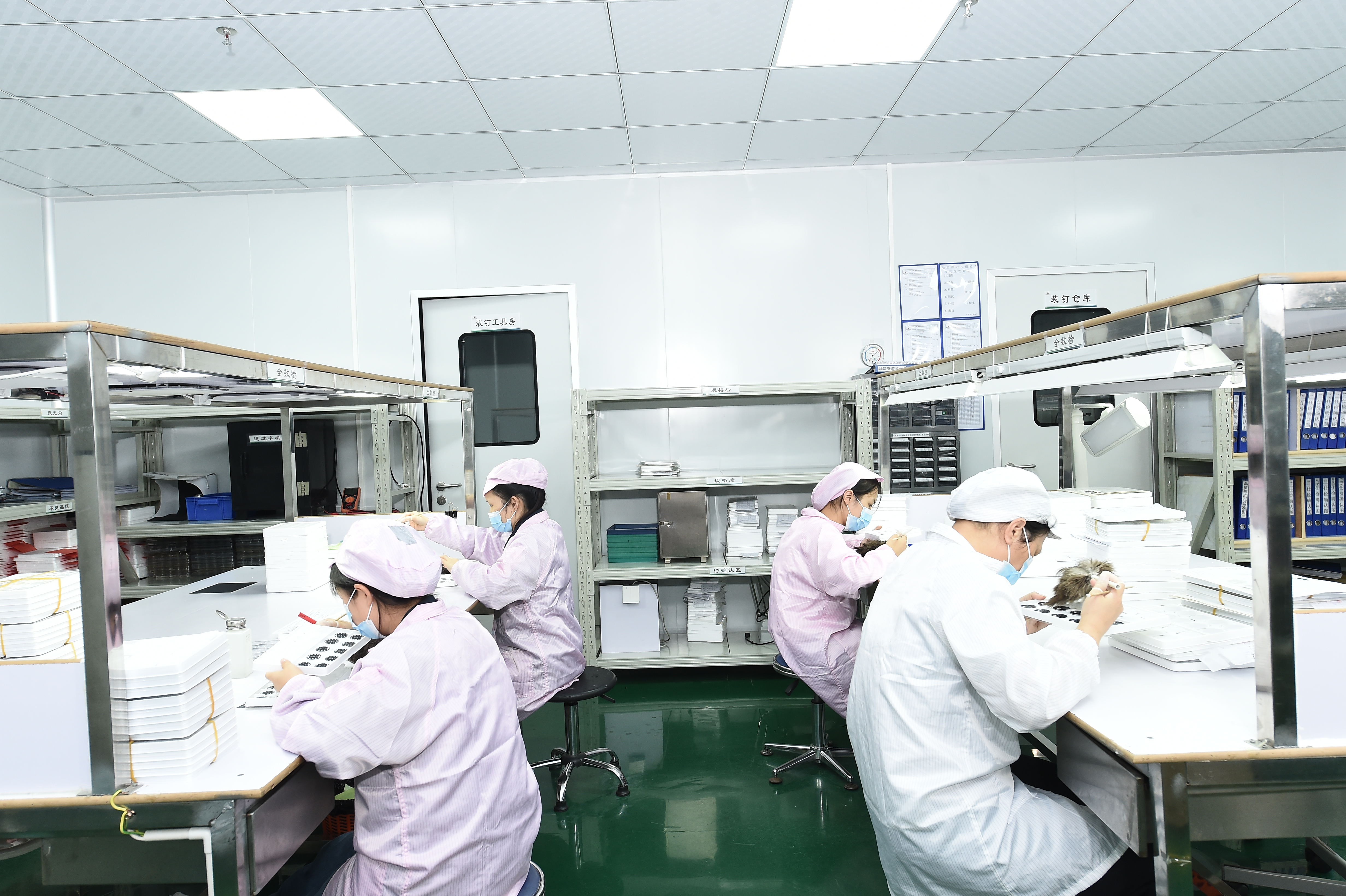 How to control quality in watch parts production process
