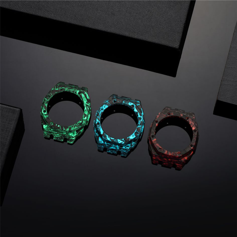 What Materials Ensure Durable and Stylish Watch Case?
