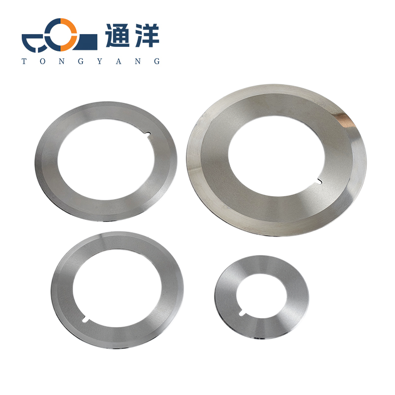 Non-woven slitting knife
