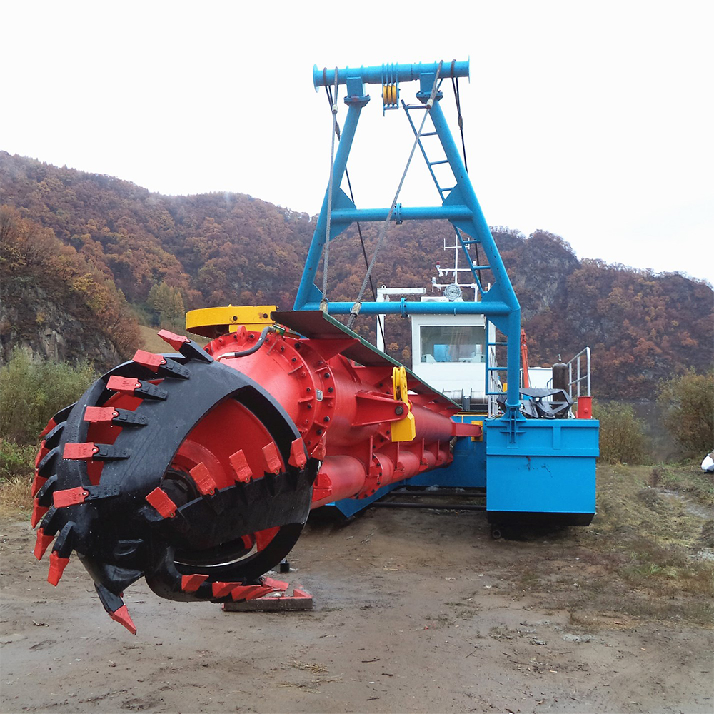 Key Specifications to Compare in Underwater Dredger Models