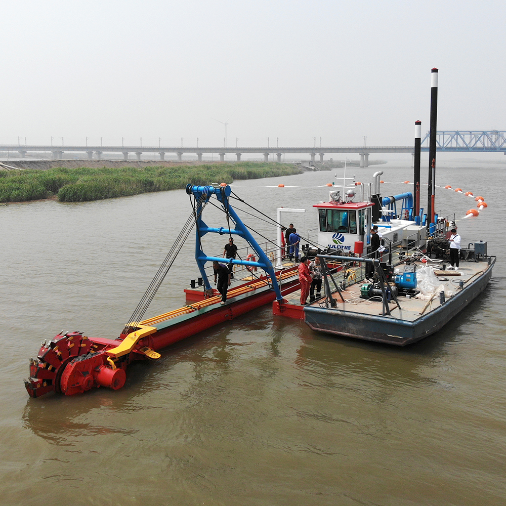 How to Properly Set Up Your Underwater Dredge