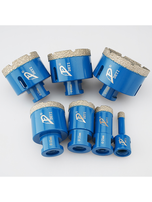 Unique features of drill bits helps to deactivate the least amount of stressing factors.