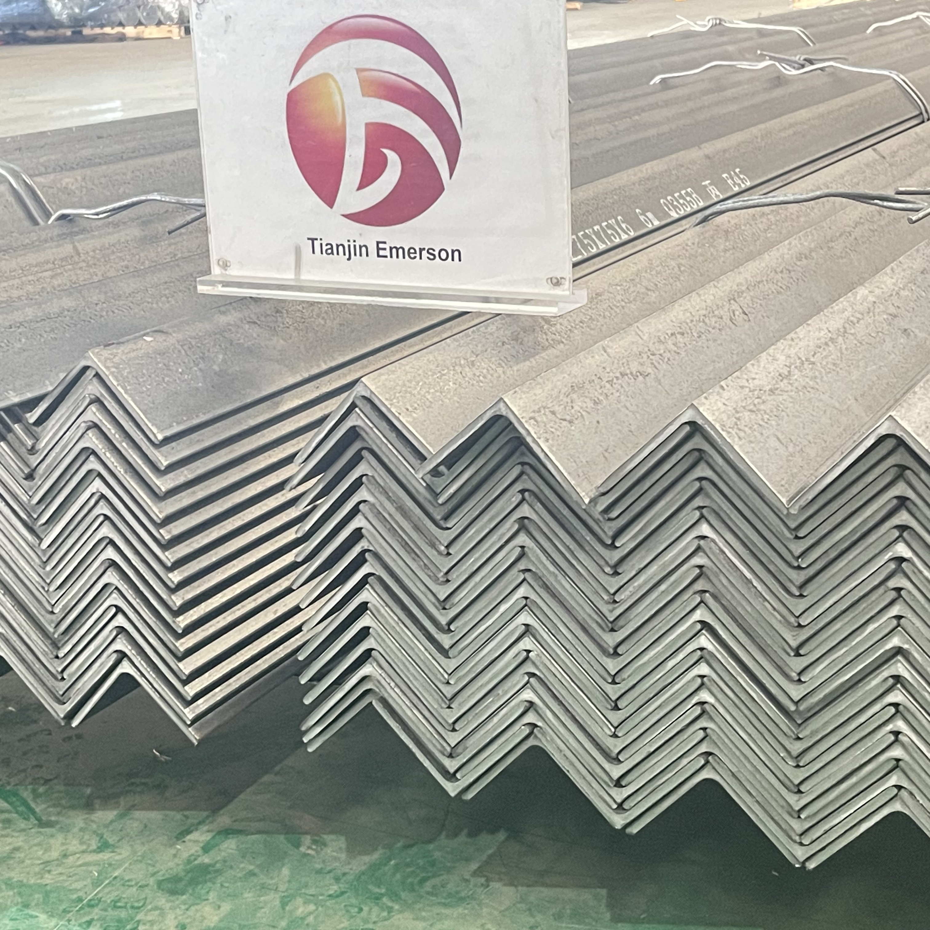 Angle Steel: A Comprehensive Guide to Material Selection, Fabrication, and Custom Industrial Applications