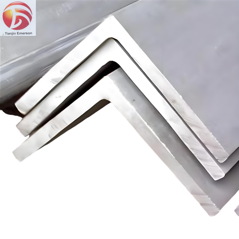 Hot Rolled Steel Angle vs. Cold Formed Angle: A Technical Analysis of Production, Processing, and Application