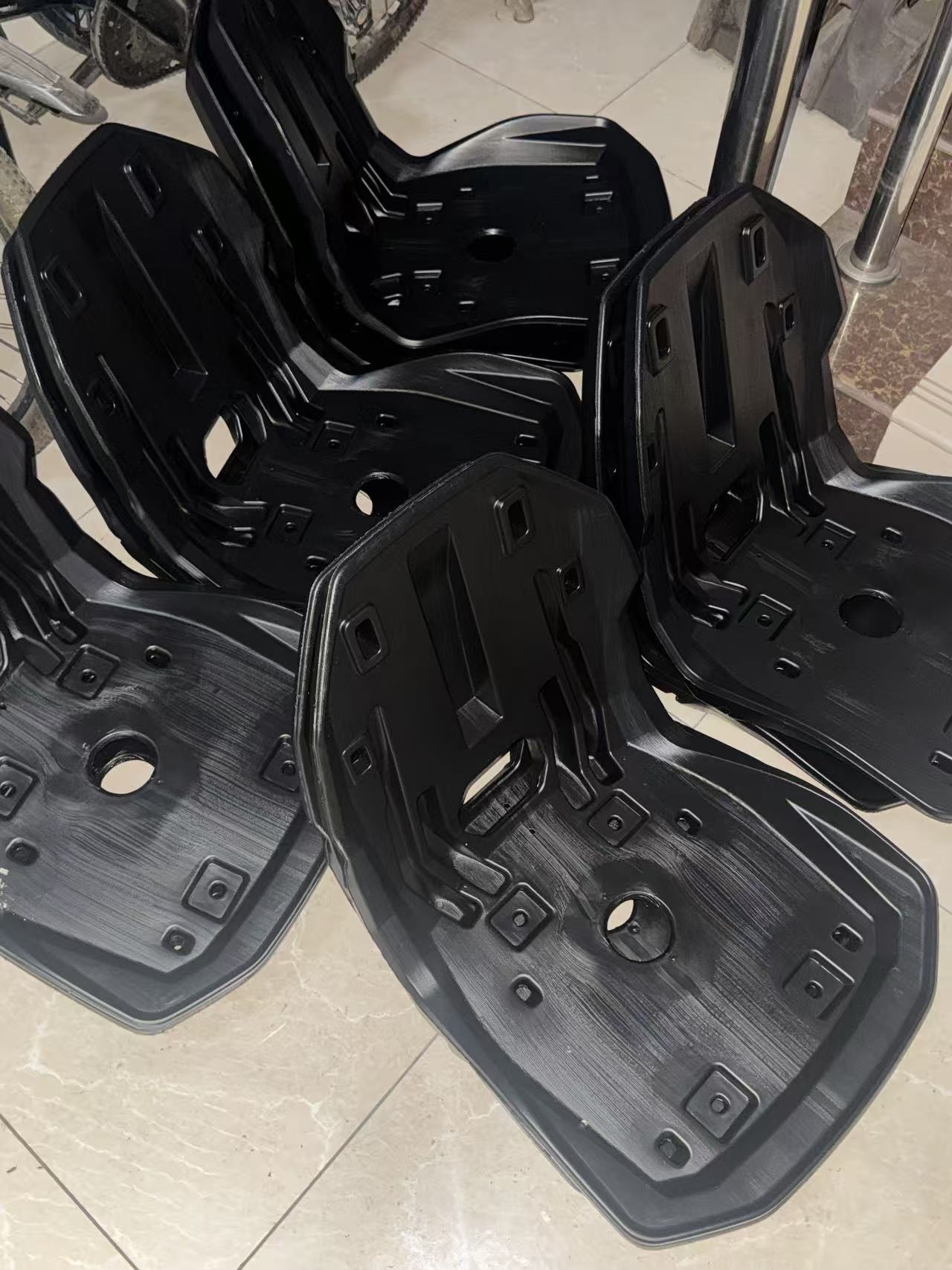 Custom Small Volume Blow Molding Products | Flexible Low-MOQ Blow Molding Solutions