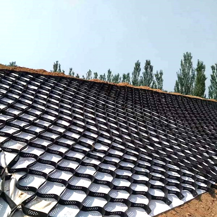 "Geoweb geocell vs traditional geotextiles - which is better?