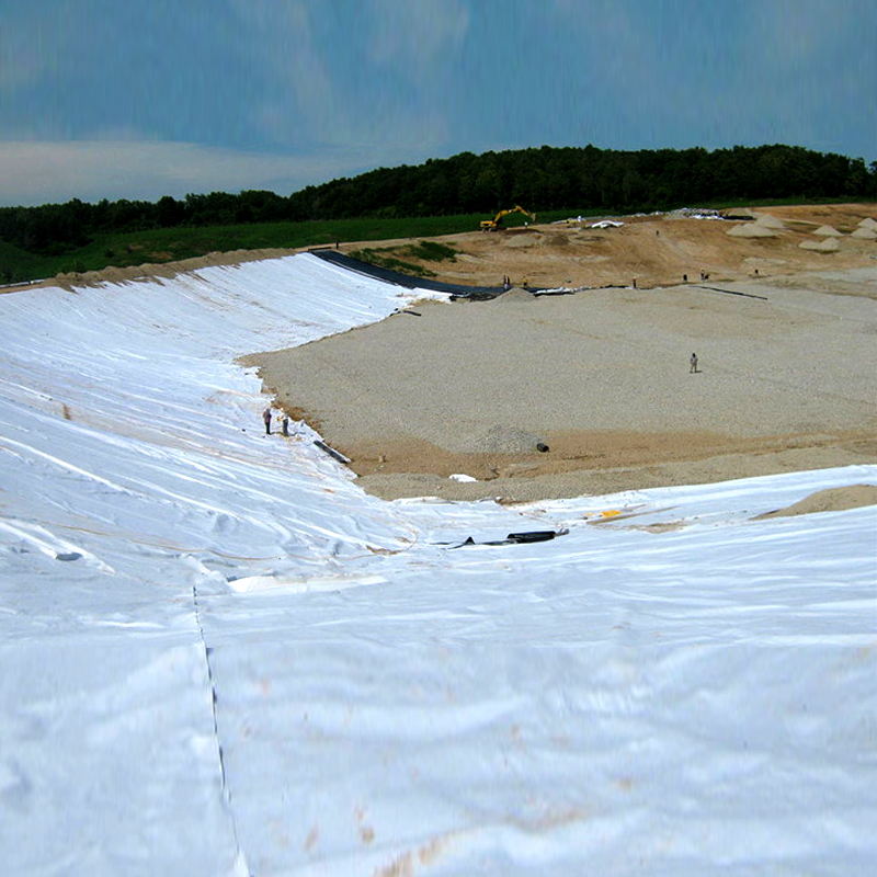 How to Maximize the Benefits of Geofabrics in Construction?