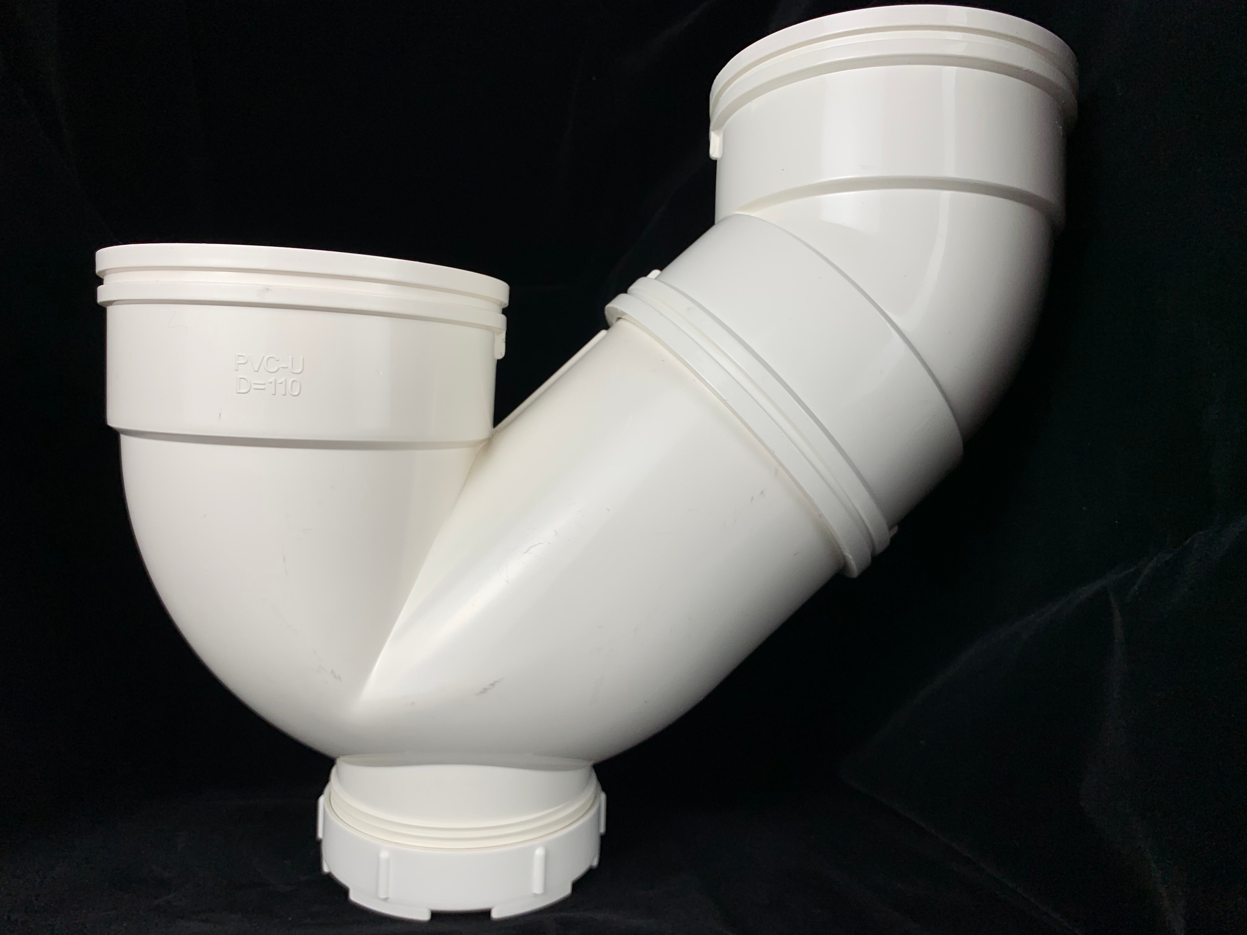All Size UPVC Pipe Fitting Pn16 DIN Standard Plastic Pipe Fitting  P ELBOW 110mm