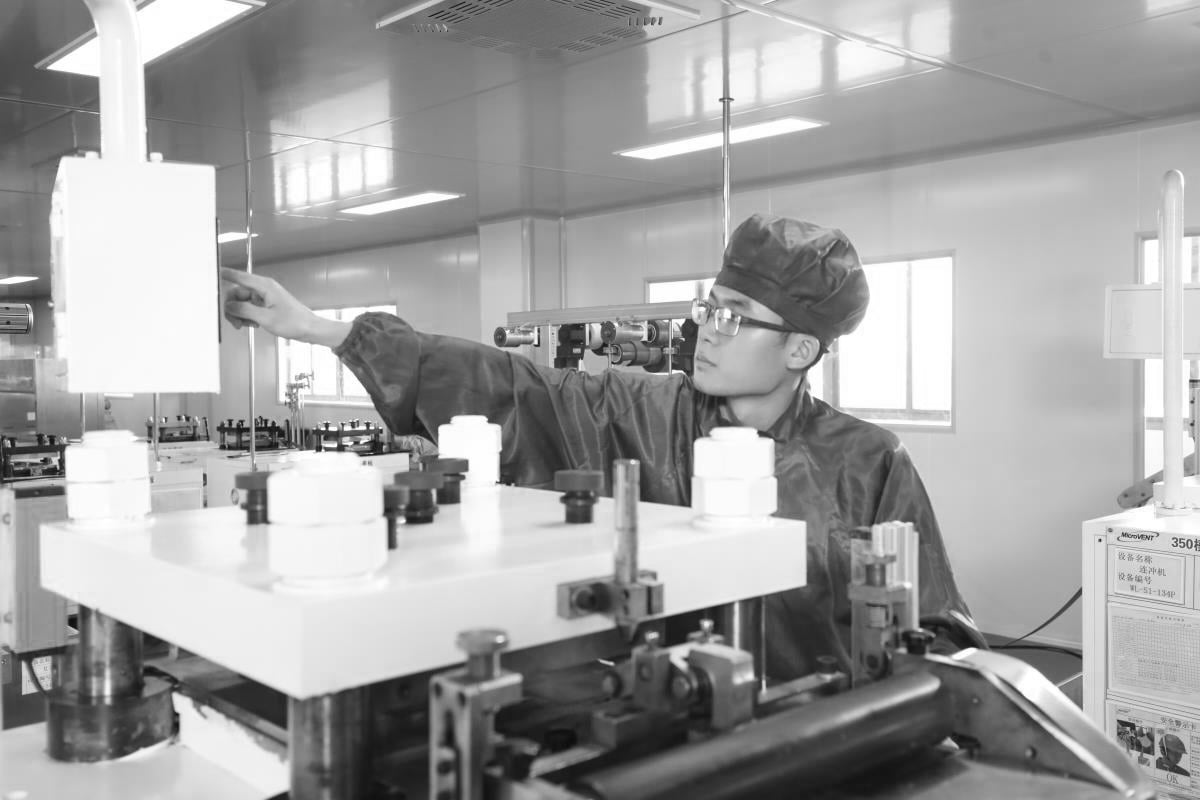 ePTFE membrane vent membrane for automotive acoustic membrane packaging vents