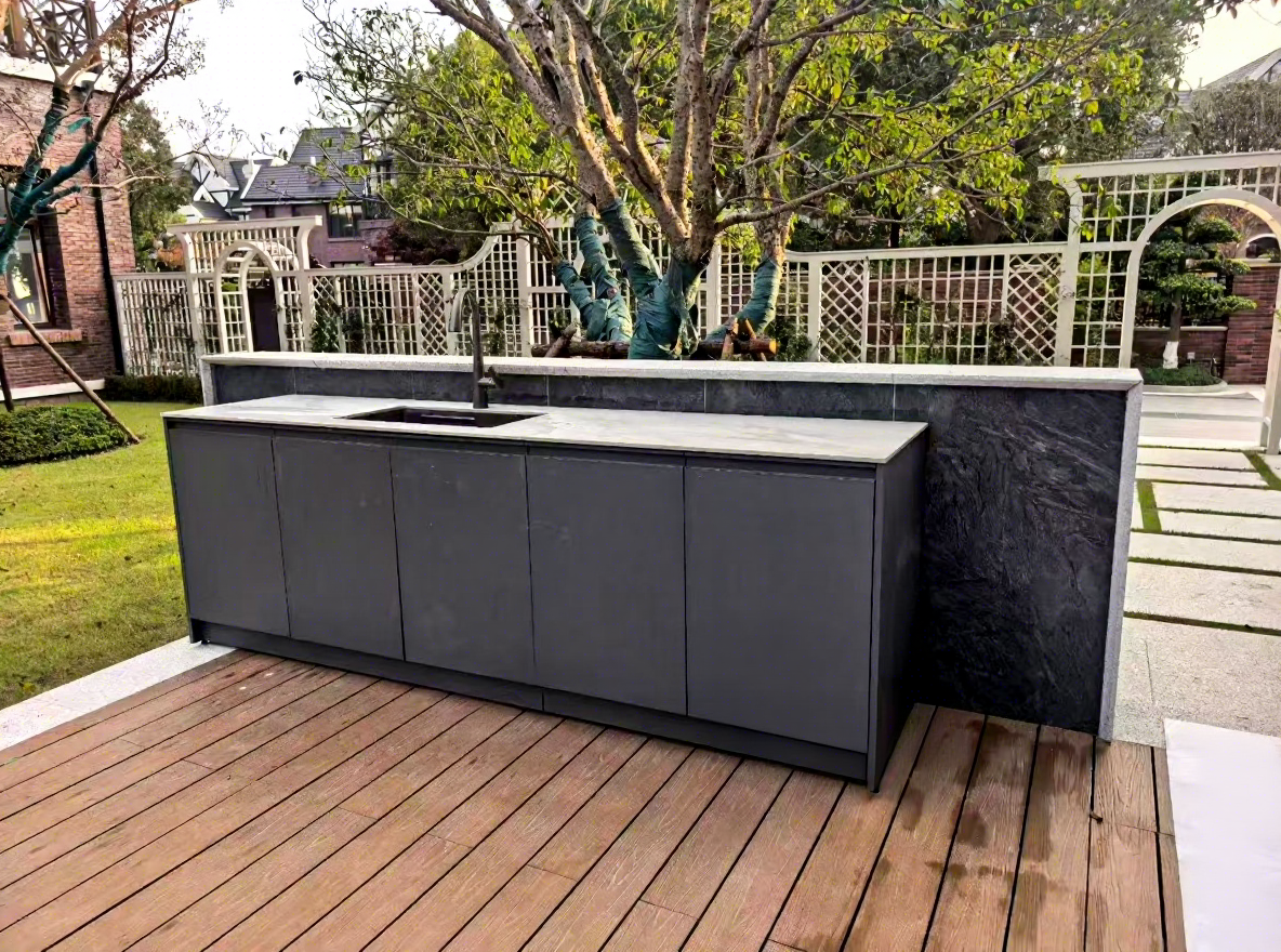 Understanding the Quality Control Process for Exterior Storage Cabinets