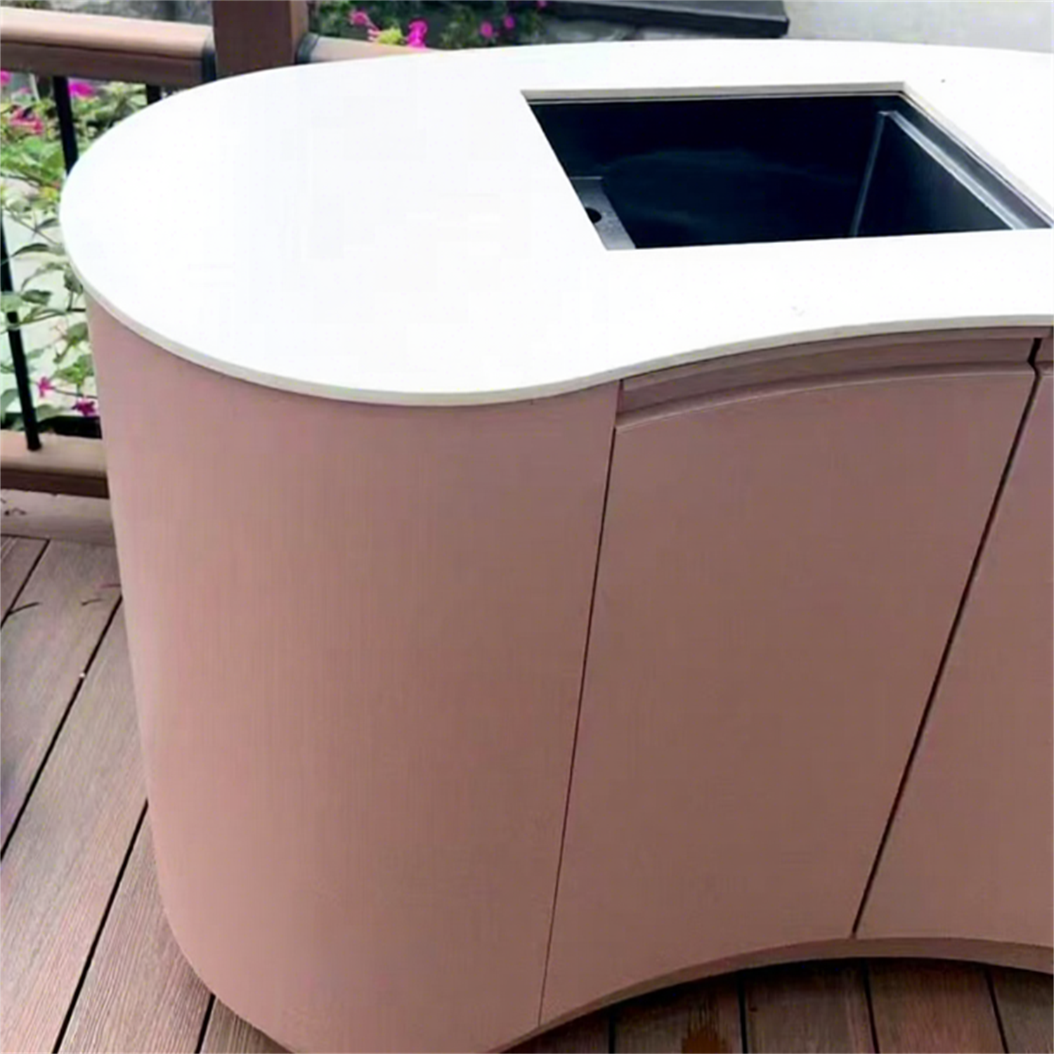 Fully Customized Curved Outdoor Sink Cabinet with Hidden Lifting Faucet Design
