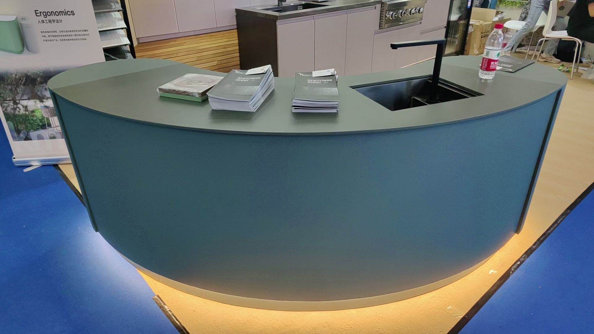 3d3a22f21062a54999ec02c4d35e6571.jpg