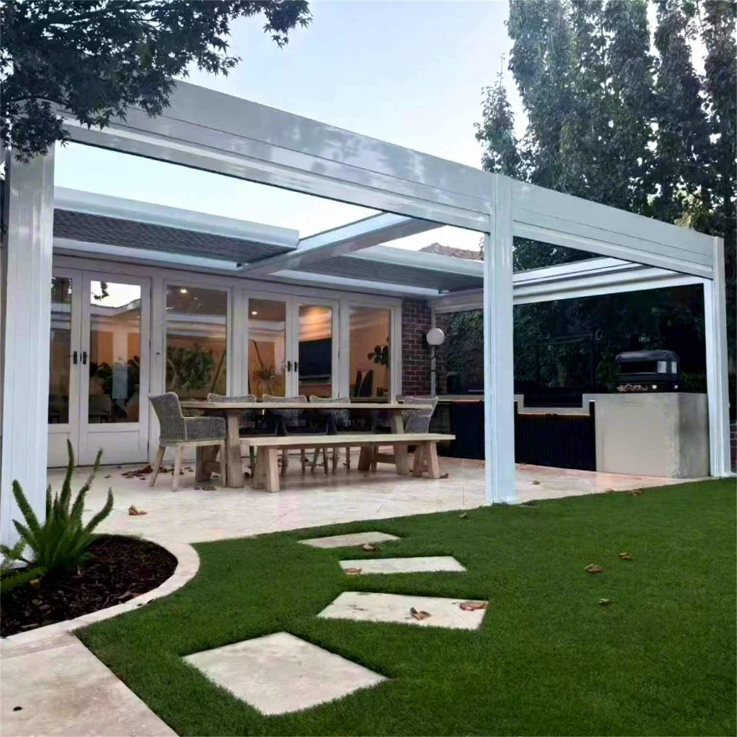 Australian Garden Luxury: Heavy-Duty Wall-Mounted Retractable Louver Pergola with Outdoor Kitchen Integration