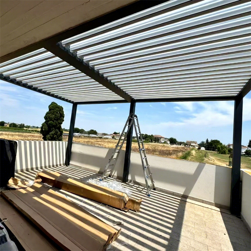 Motorized Louvered Pergola on an Italian Villa Rooftop: All-Weather Outdoor Living, Engineered with Precision