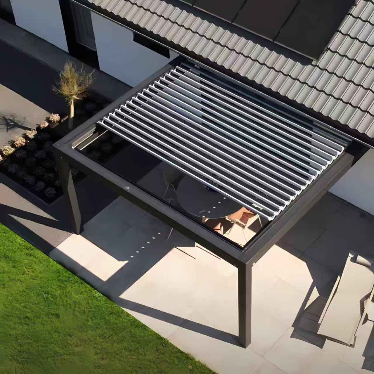 How to Compare Aluminium Louvered Pergolas for Contracting Projects
