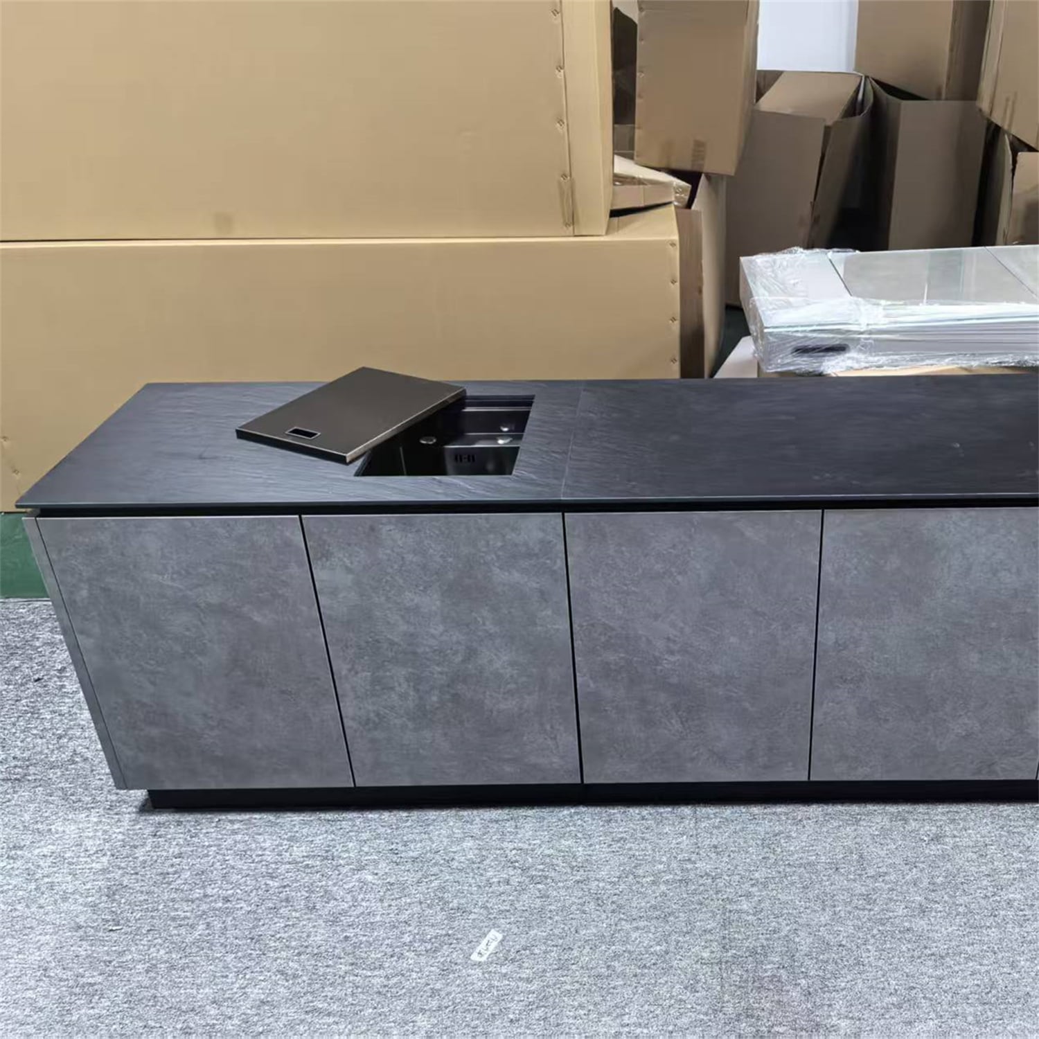 Minimalist Hidden Faucet Outdoor Sink Cabinet: A Premium Custom Solution for Modern Outdoor Spaces
