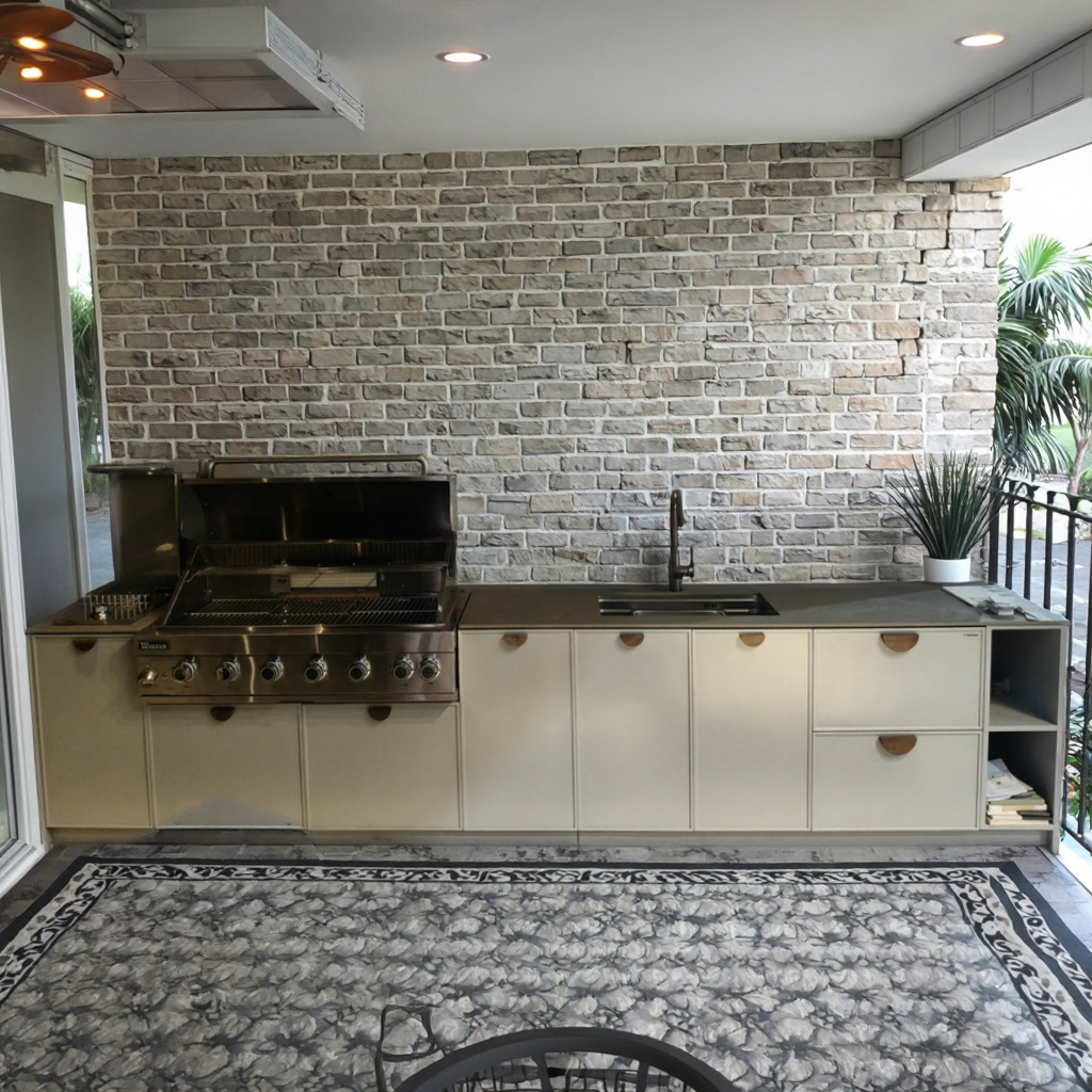 How to Compare Different Custom Barbeque Islands for Your Clients