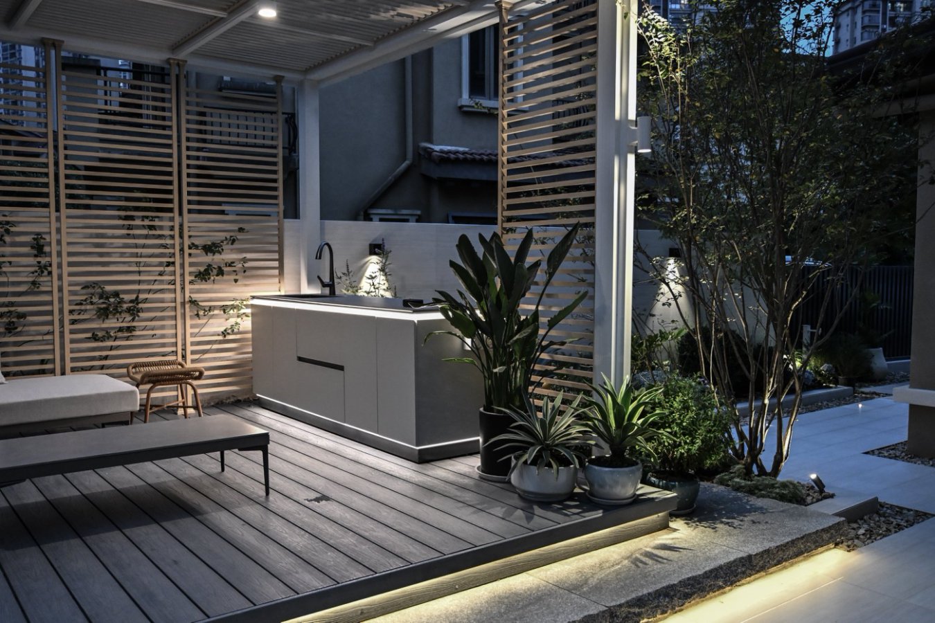 Common Problems with Metal Outdoor Kitchens and Their Solutions
