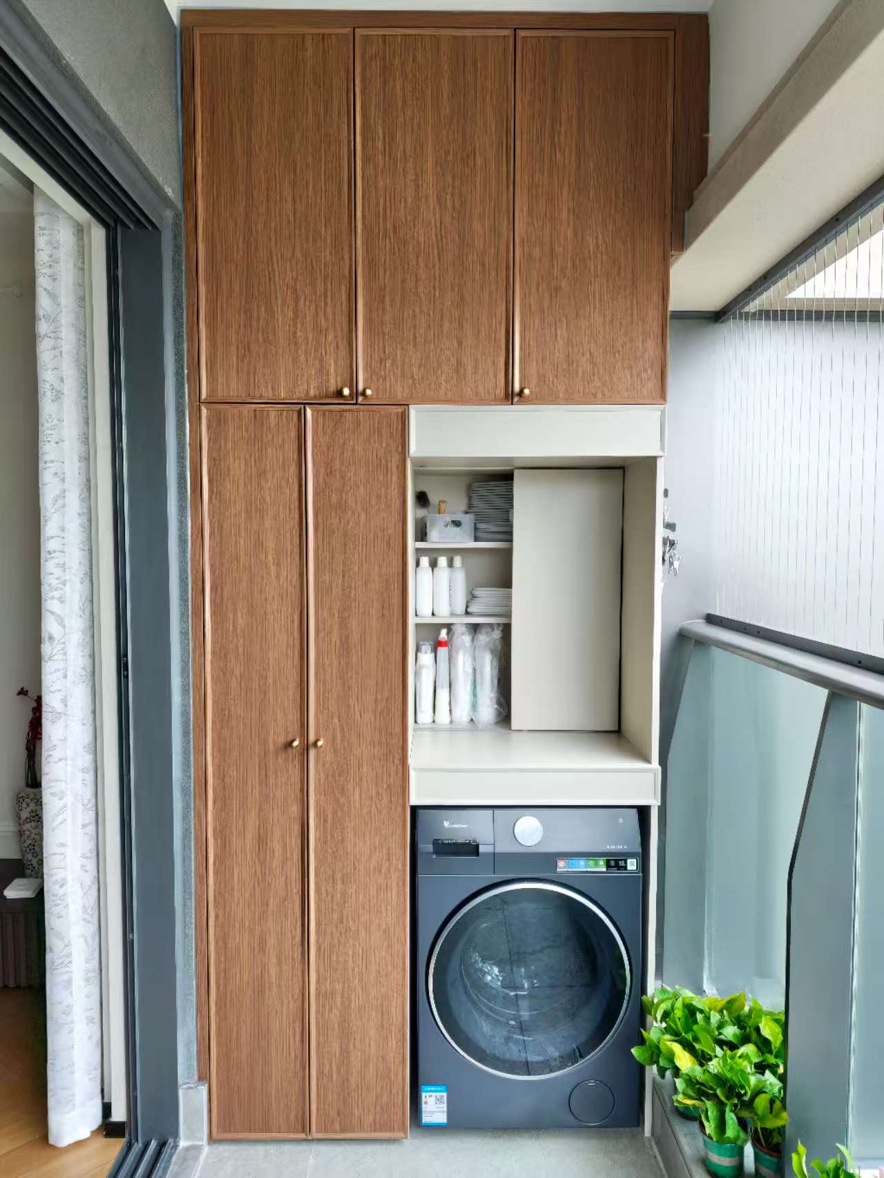 Evaluating Cost Factors for Outdoor Storage Cabinet Purchases