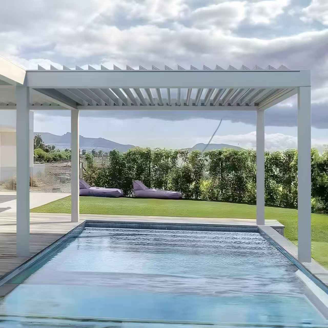 Common Problems with Aluminum Pergolas and Effective Solutions
