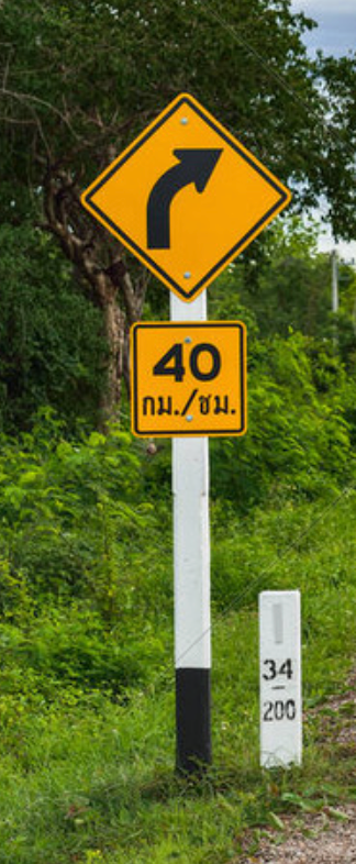Premium Right Turn Sign for Enhanced Safety