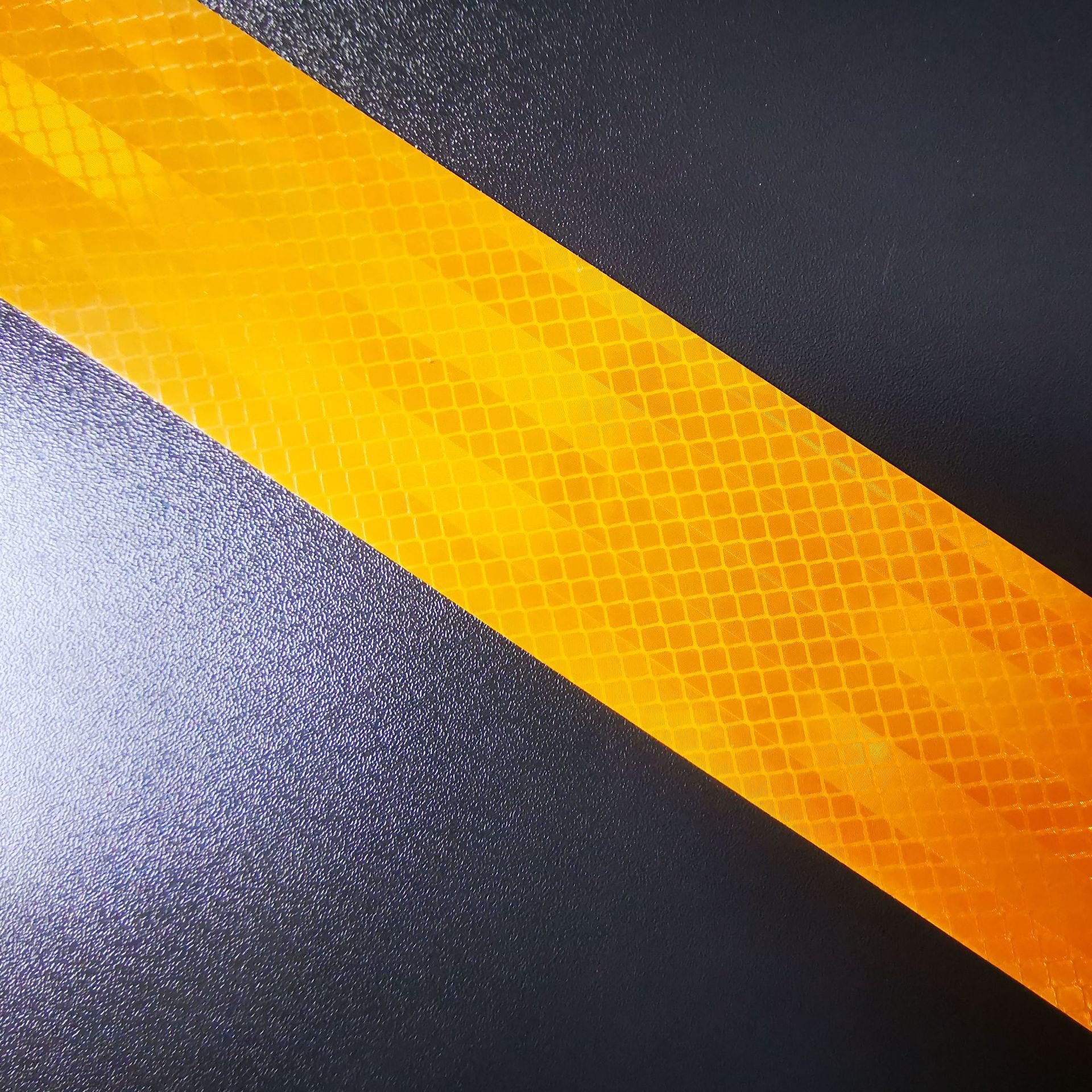 High-Quality Reflective Sheet Material for Versatile Applications