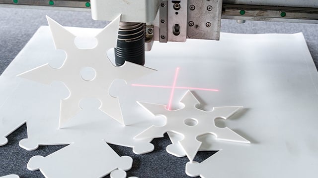 PTFE-Plattenschneiden