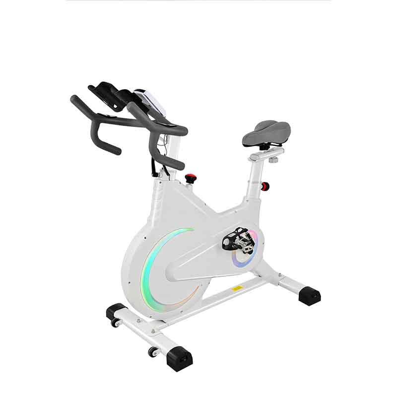 The Benefits of Using a Spinning Bike for Weight Loss and Toning