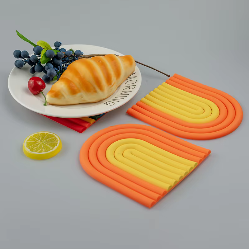 Nordic Style Eco-Friendly Custom Rubber Silicone PVC Table Mats Non-Slip Cup Mat Plate with Cute Rainbow Coaster for Drinks supplier