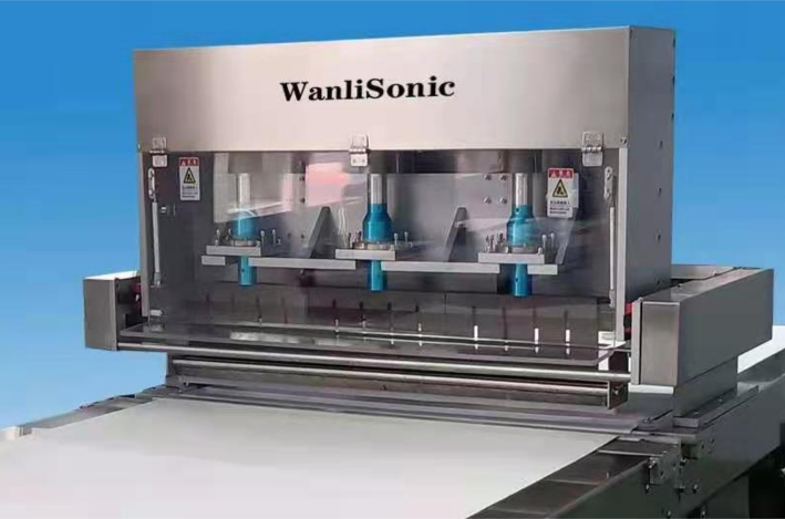 Rezací stroj Wanlisonic Ultrasonic: Ideální společník pro máslový toast s jahodovým aroma