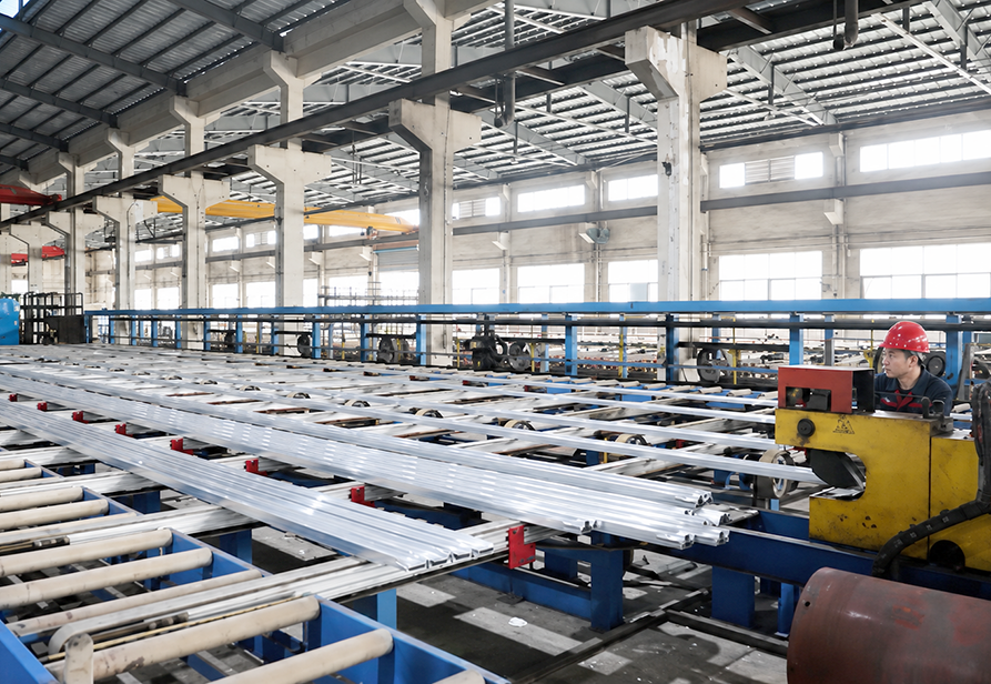 How Is an Industrial Aluminum Profile Made? Six Key Steps from Ingot to Finished Part