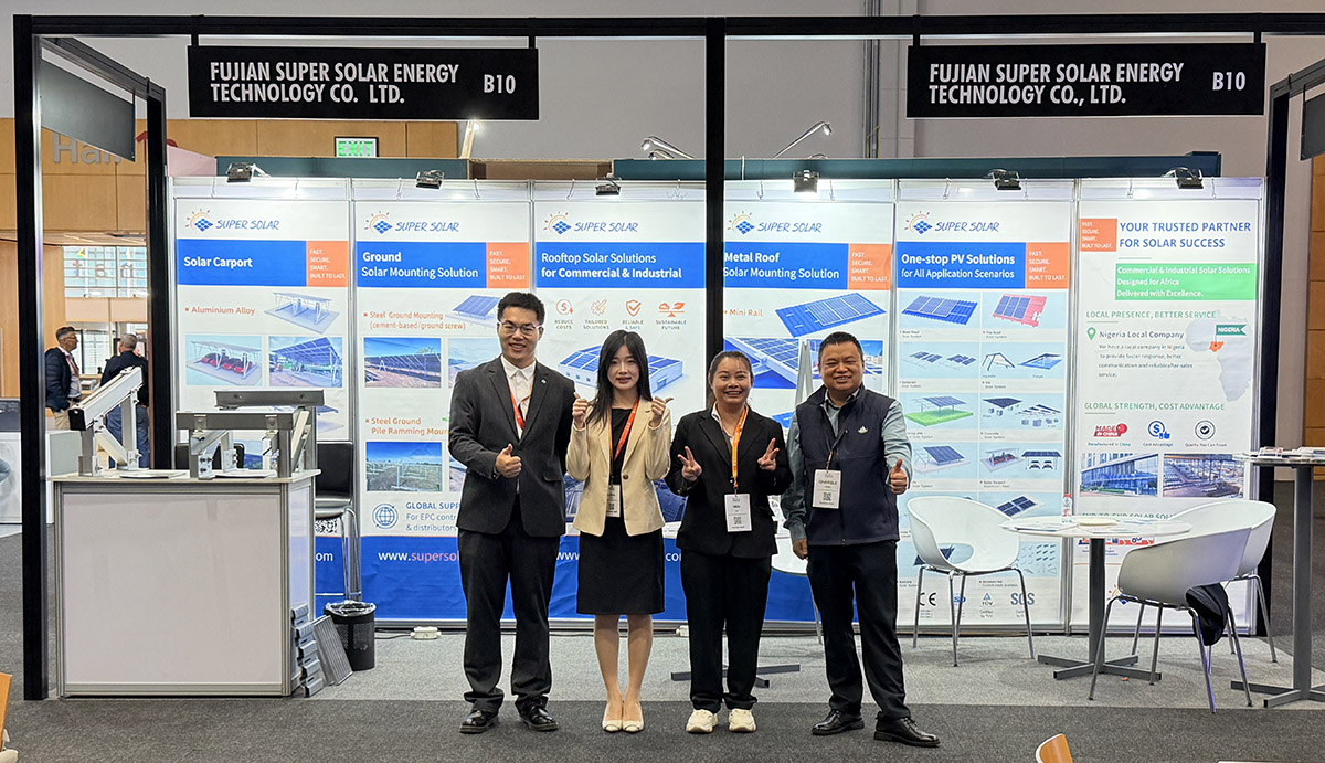 Super Solar Memaparkan Penyelesaian Pemasangan Suria di Solar & Storage Live Cape Town 2026