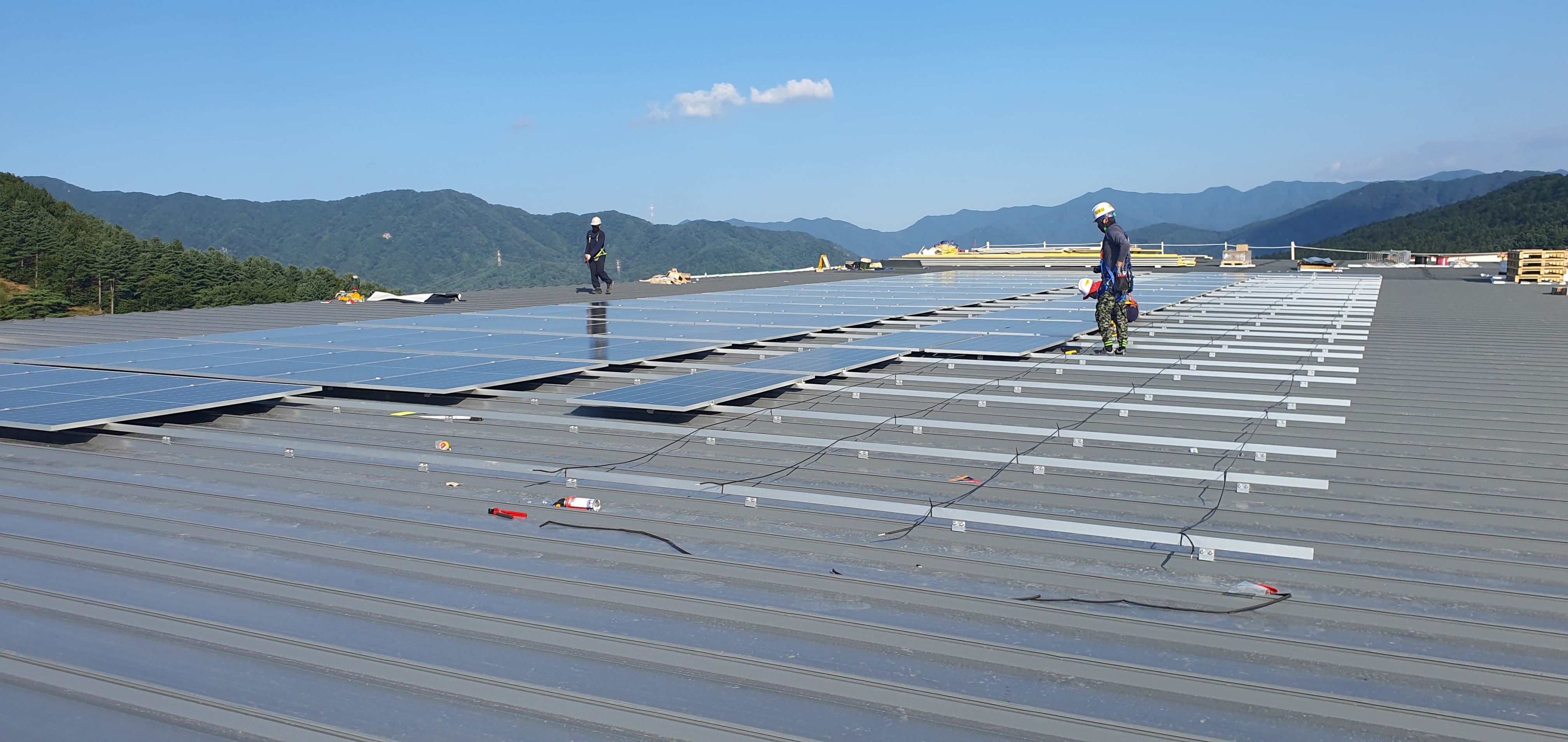 solar panel mounting (13).jpg