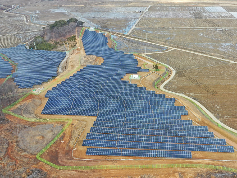 Coreia do Sul 500KW Estação fotovoltaica distribuída no solo
