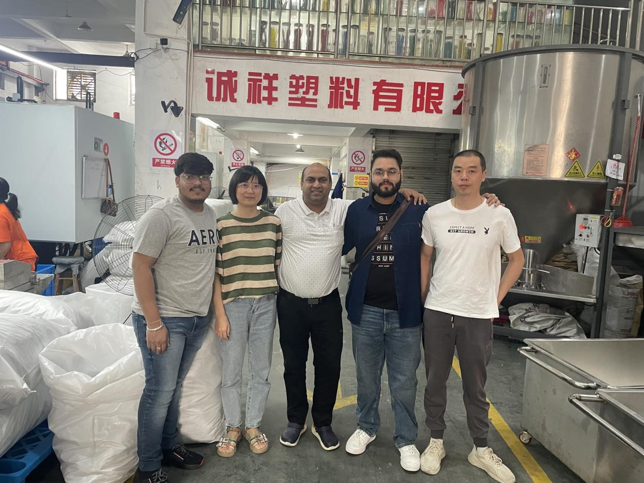 Yueqing Chengxiang Plastic Co., Ltd.: An Outstanding Global Supplier of Cable Accessory Solutions